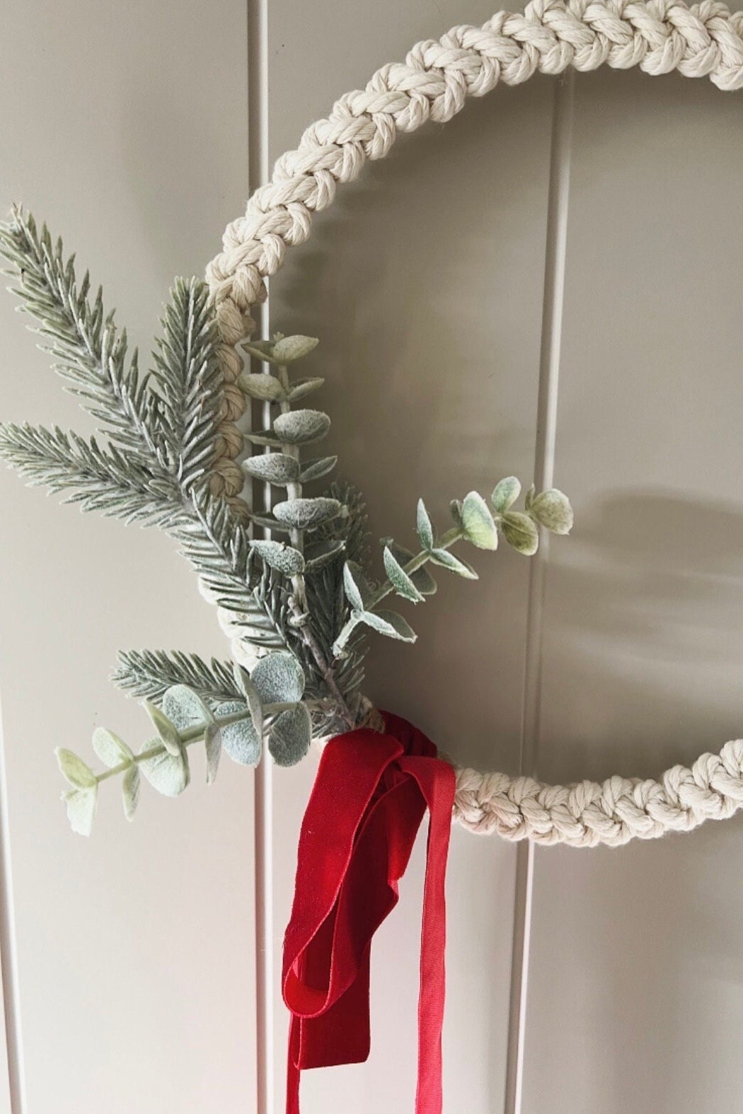 Macrame Velvet Bow Wreath | Seasonal Wreath | Winter Wreath | 26 cm | Handmade | Cotton | Wood | Natural Decor | Farmhouse Decor