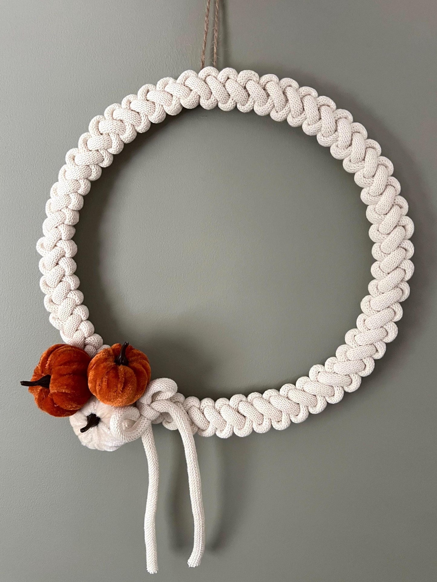 Macrame Autumn Wreath | Handmade | Recycled Cotton | Wood | Natural Decor | 26cm | Indoor | Velvet Pumpkin | Halloween | Mini Pumpkins