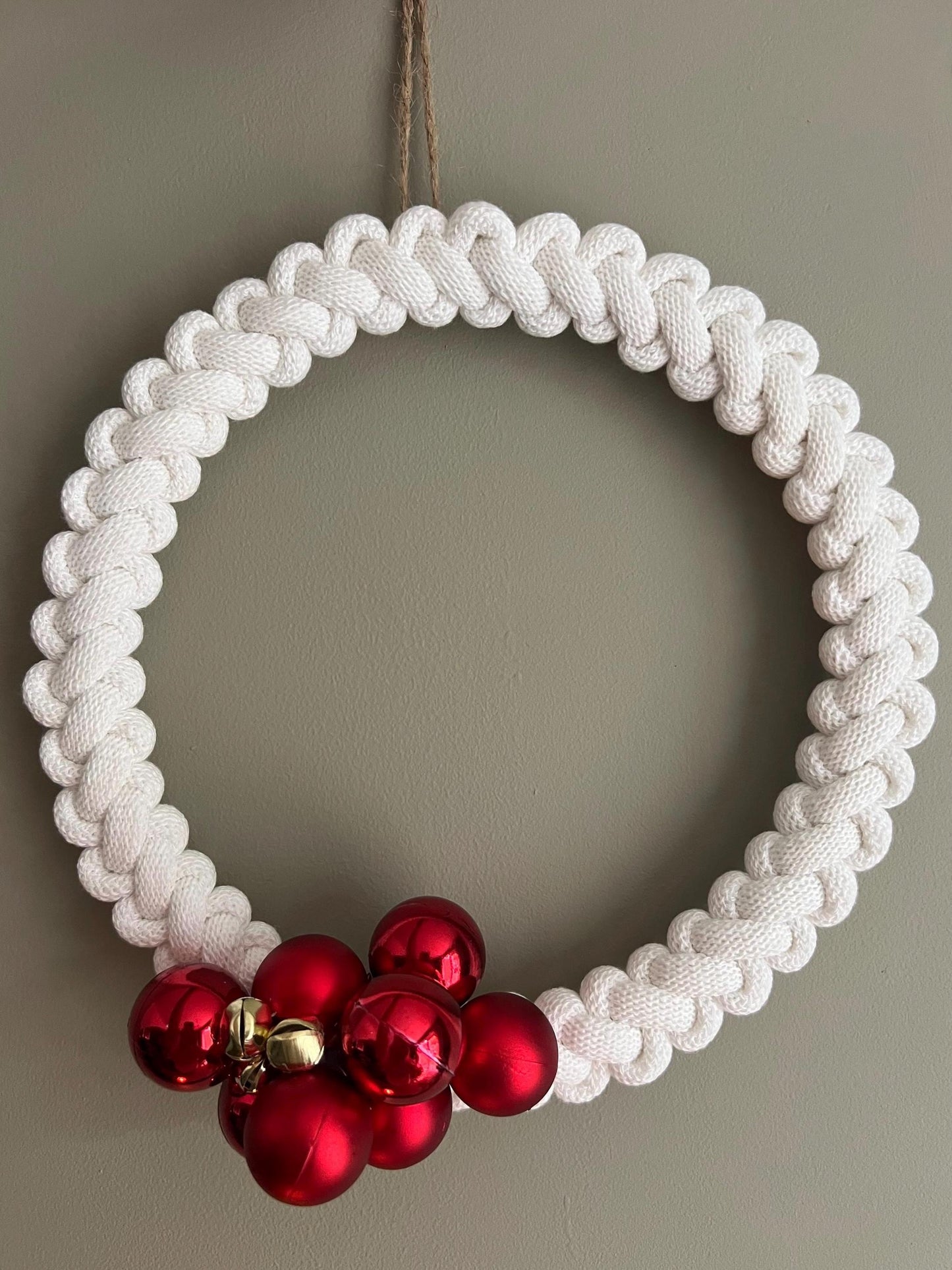 Macrame Christmas Wreath | Handmade Door Decoration | Cotton and Wood | Bells and Baubles | 20cm